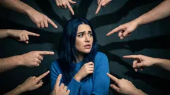 Cum ni se induce sentimentul de vinovăție? Top 9 tipuri de vinovăție irațională — și ce fel de manipulări duc la ele